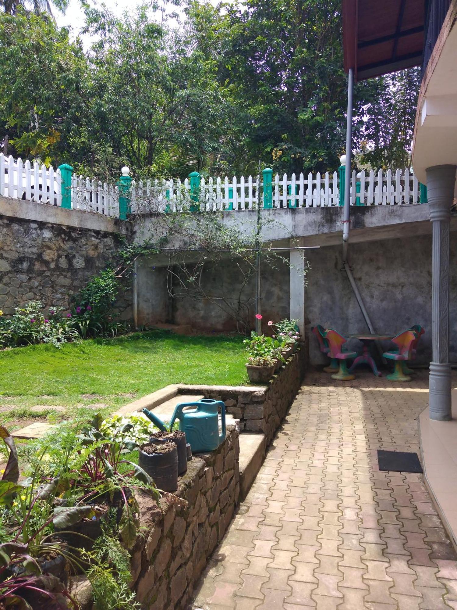 Jasmine Garden Inn Ella Esterno foto
